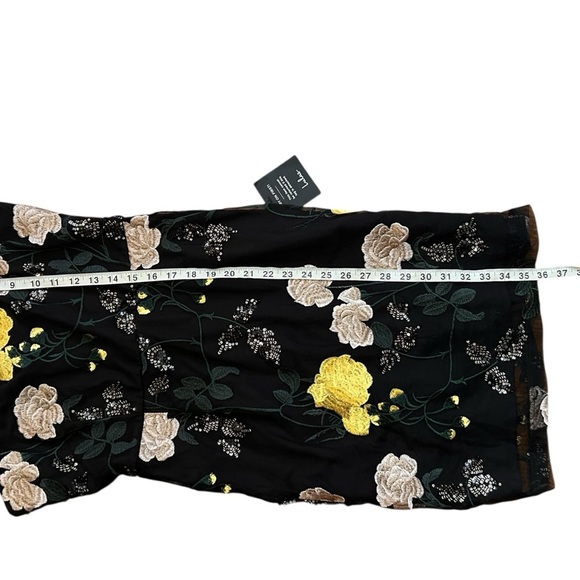 Lulu's Rue Black Floral Embroidered Sequin Bodycon Mini Dress- size Medium - Picture 9 of 14